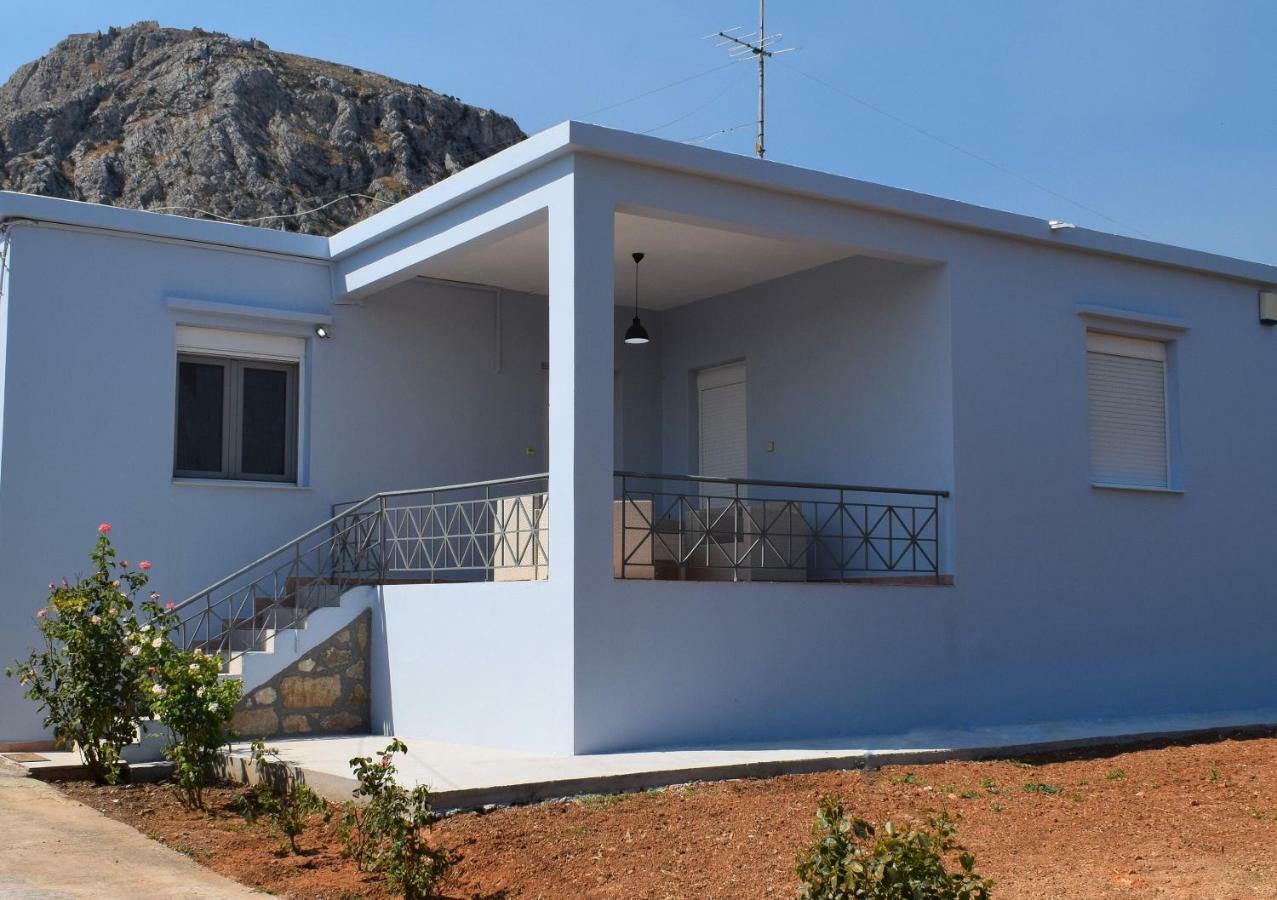 Vila North Corinth Exteriér fotografie
